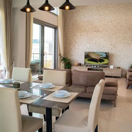 Luxury 5-bedroom Sea View With Private Pool Villa