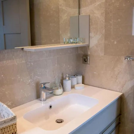 Luxury 5-bedroom Sea View With Private Pool Villa *