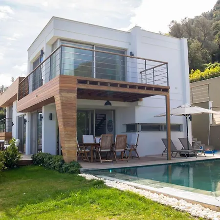 Luxury 5-bedroom Sea View With Private Pool Villa